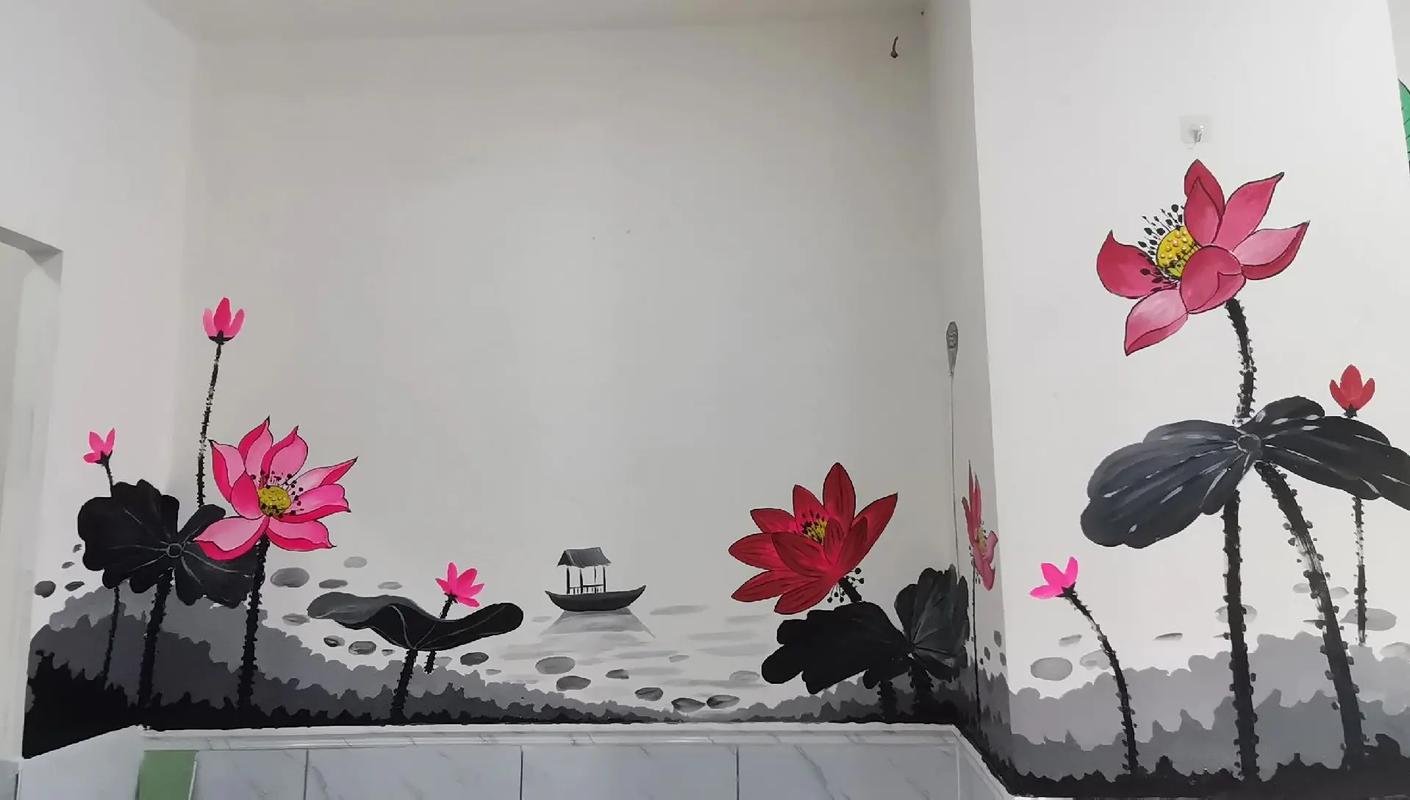 面馆墙绘终于完工，纯手绘大型墙体画展现出独特魅力